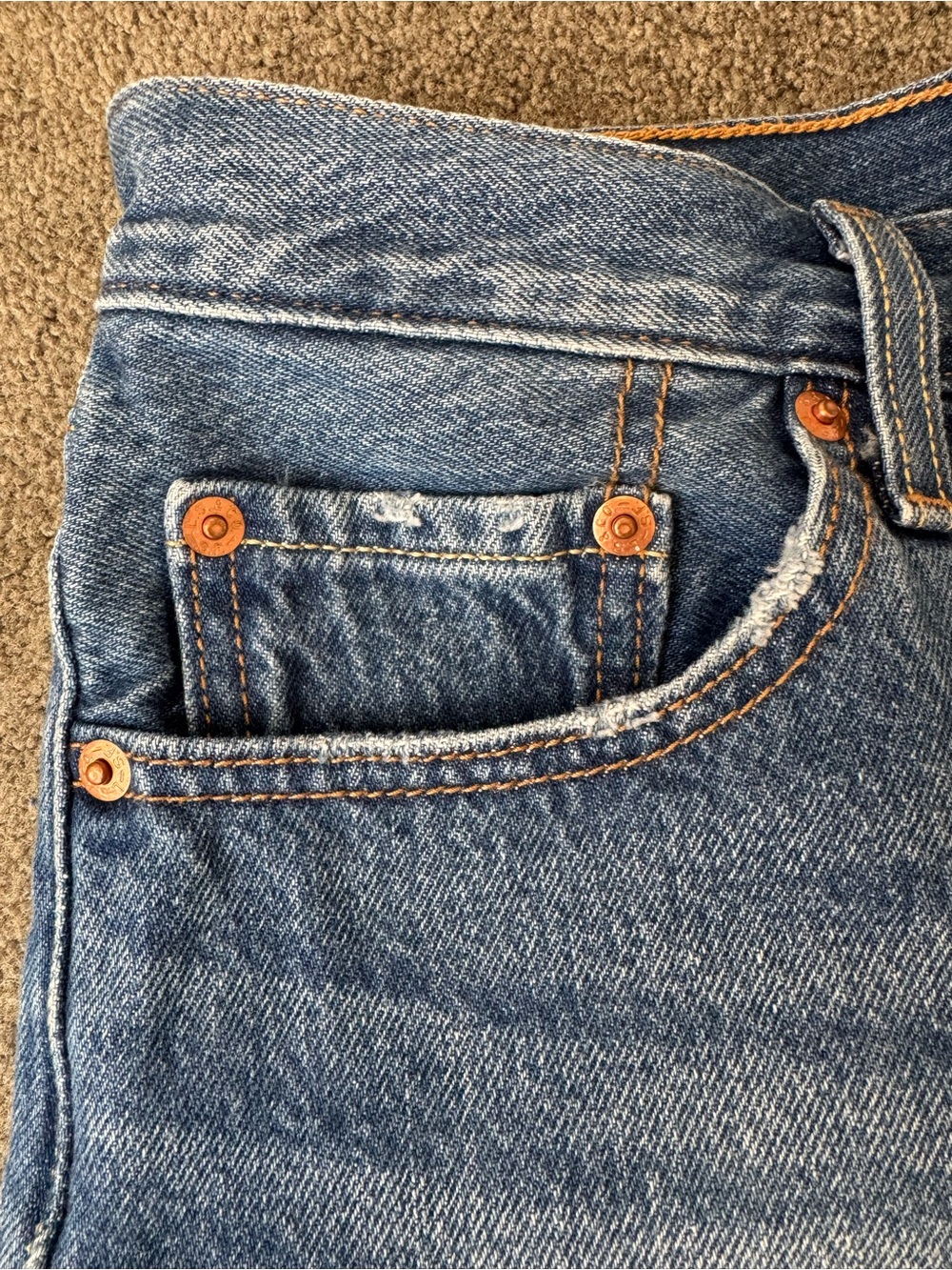 Levi’s 501 Denim Shorts - Picture 5 of 16